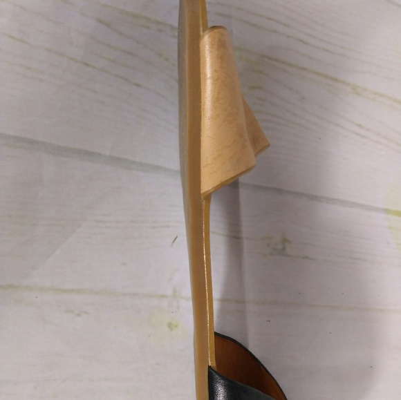 Madewell's 1937 Tan Black Slip On Flats Sz 8 Shoes - Picture 7 of 8